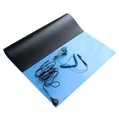 100cm X 90cm Yüzey Dayanımı ESD Anti Statik Mat 10E6 Döşemeye Uygun