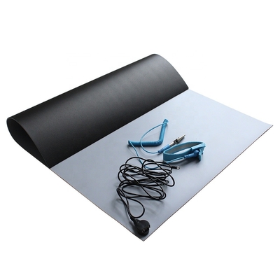 100cm X 90cm Yüzey Dayanımı ESD Anti Statik Mat 10E6 Döşemeye Uygun