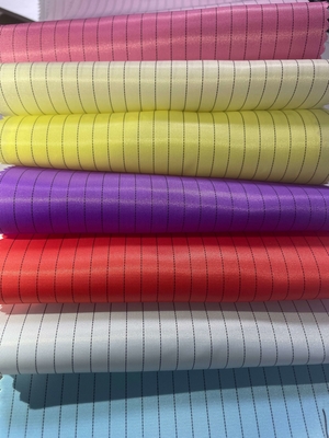 Endüstri İş Kıyafetleri İçin Anti-Statik 5mm Izgara ESD% 99 Polyester Antistatik Kumaş