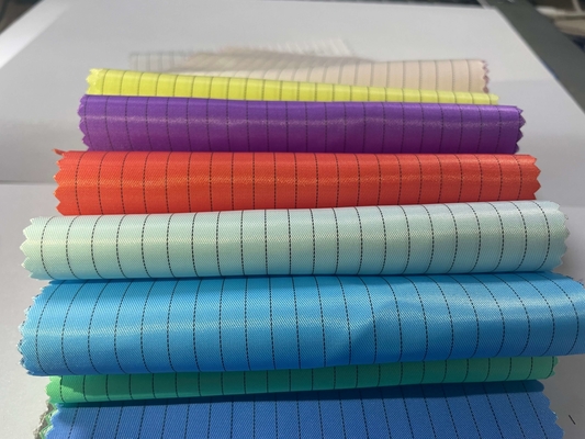 Temiz Oda Toz Geçirmez 5mm Izgara Üniforma Kumaş Polyester Anti statik ESD Anti Statik Kumaş İş Giysisi İçin