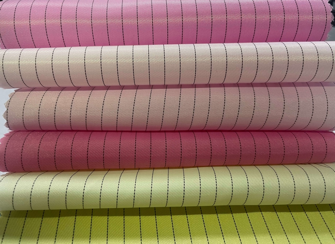 5mm/4mm Izgara/Şerit ESD Polyester/Pamuk Elektrik İletken Kumaş, 0.1s Statik Bozunma